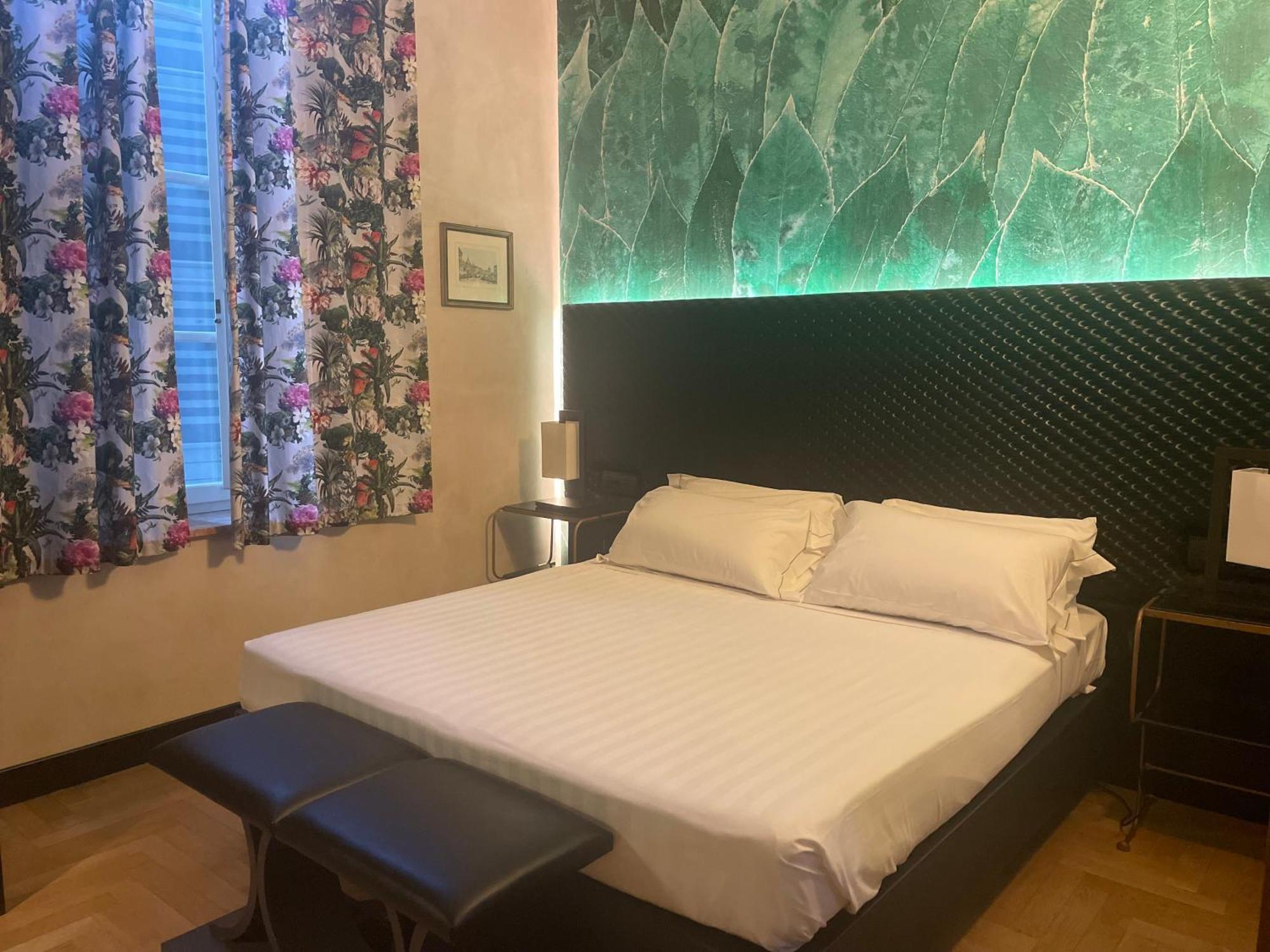 Hotel Verdi Boutique Hotel Parma Exteriör bild